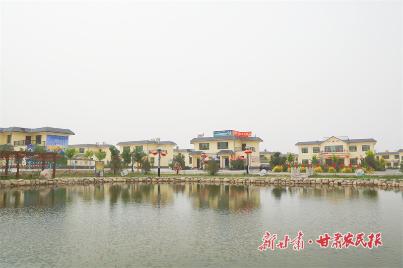 西峰鎮侯家溝村農旅融合(吳歌攝) (1)